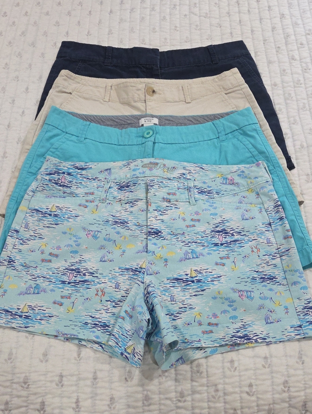 4 Cute Pairs Of Shorts, Perfect For Summer, Good Condition! Loft, Old Navy, Etc.